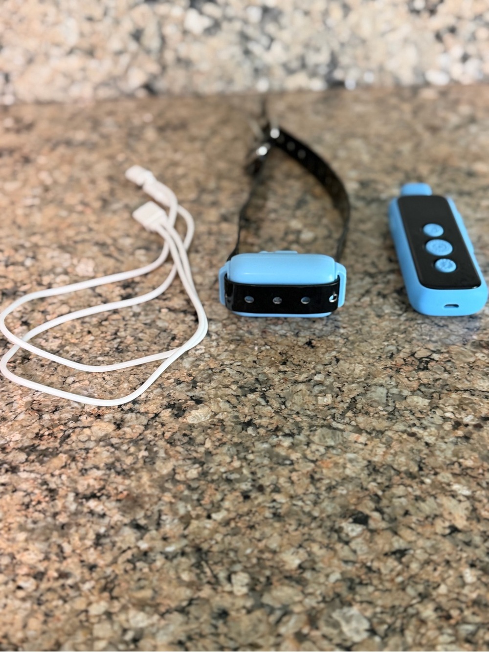 Blue Bousnic Rechargeable Waterproof Dog Shock Collar - 3 Training Modes EUC